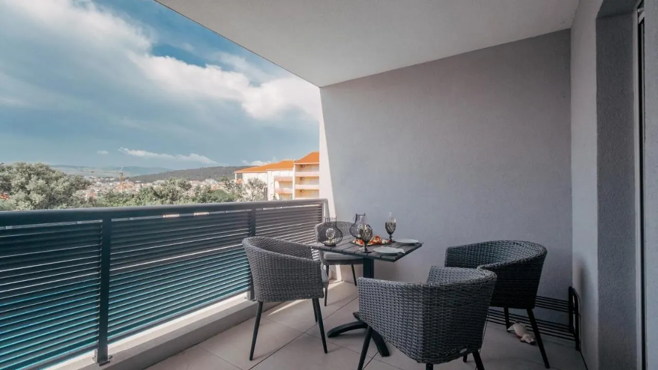 Apartment Diana Okrug Gornji Τρογκίρ